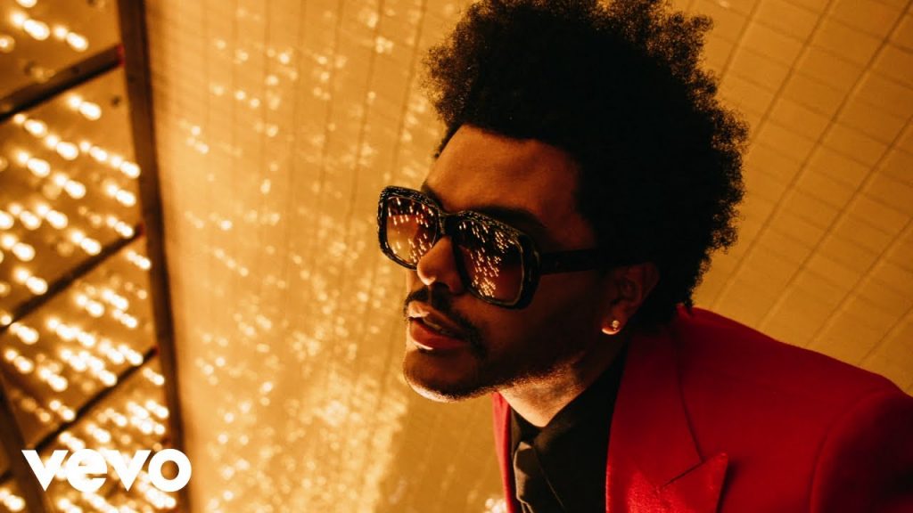The Weeknd Blinding Lights - camões rádio - Mundo