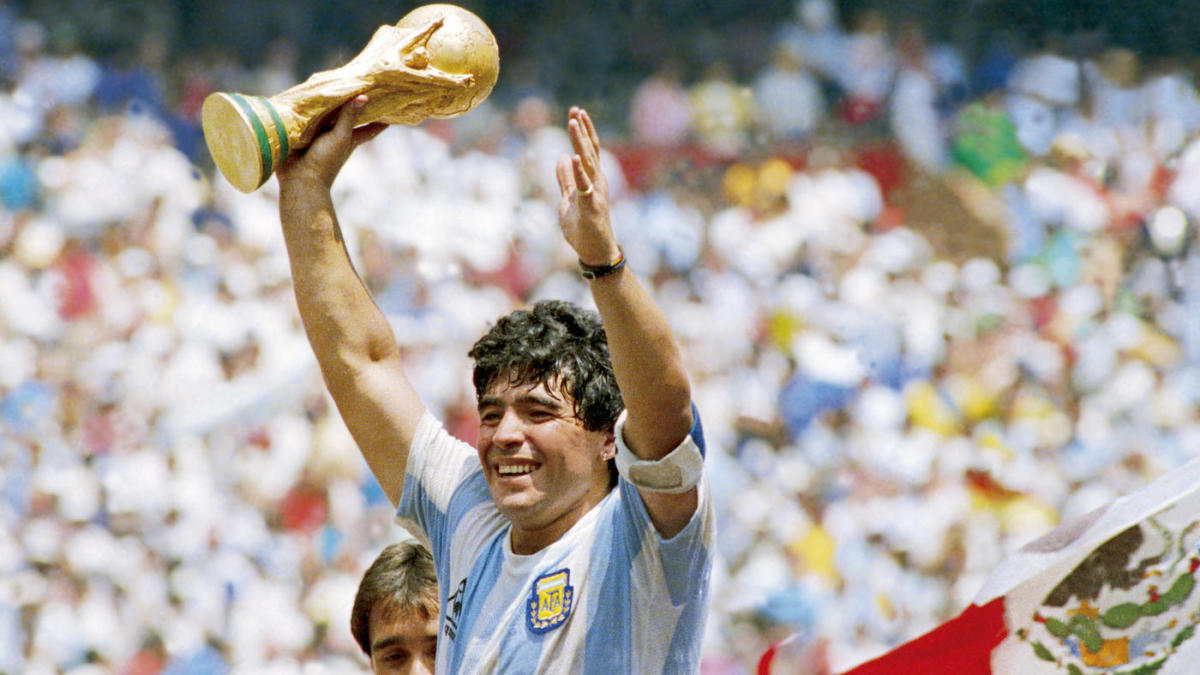 Diego Maradona - Camões Rádio - Mundo