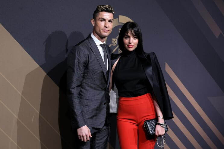 Ronaldo e Georgina vão ser pais - Camões Rádio - Noticias