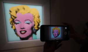 Marilyn Monroe por Andy Warhol - Camões Rádio - Noticias