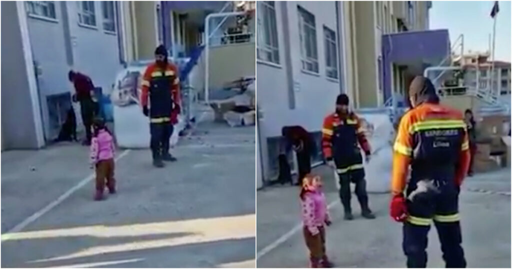 bombeiros portugueses a brincar com criança na Turquia - Camões Rádio - Noticias